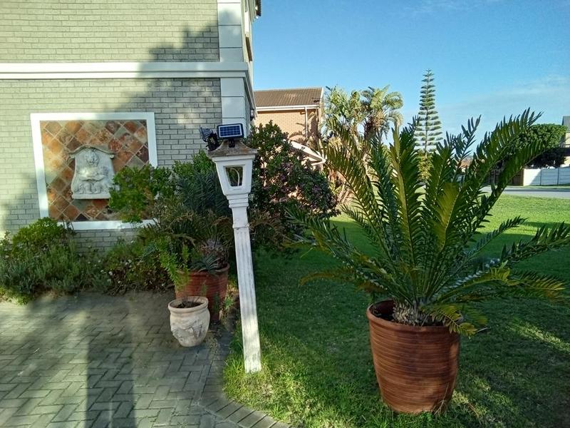 3 Bedroom Property for Sale in Boggomsbaai Western Cape